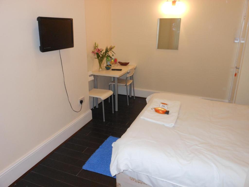 Silkhouse London Room photo